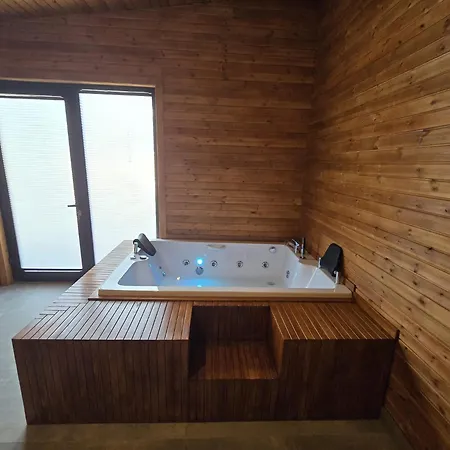 Rest シャレー *